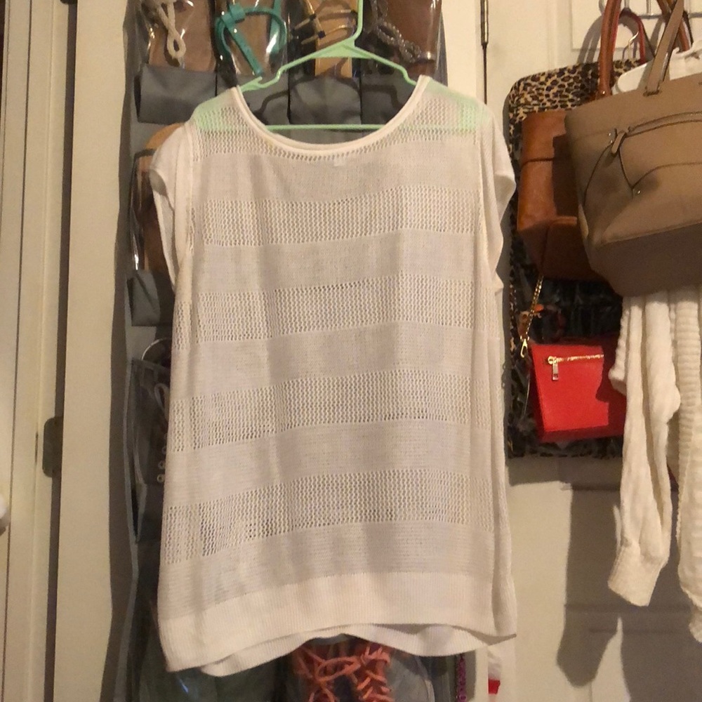 XL New York and Company Top
